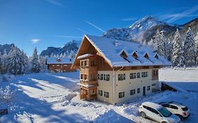 Natura Boutique Chalet Wellness Spa