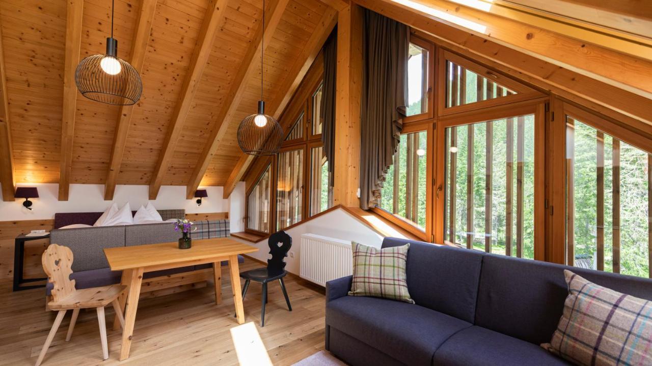 Natura Boutique Chalet Wellness Spa Dobbiaco Esterno foto