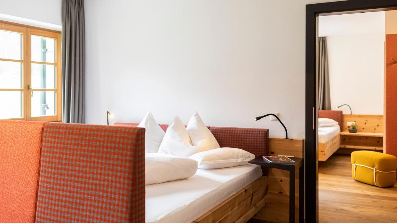 Natura Boutique Chalet Wellness Spa Dobbiaco Esterno foto