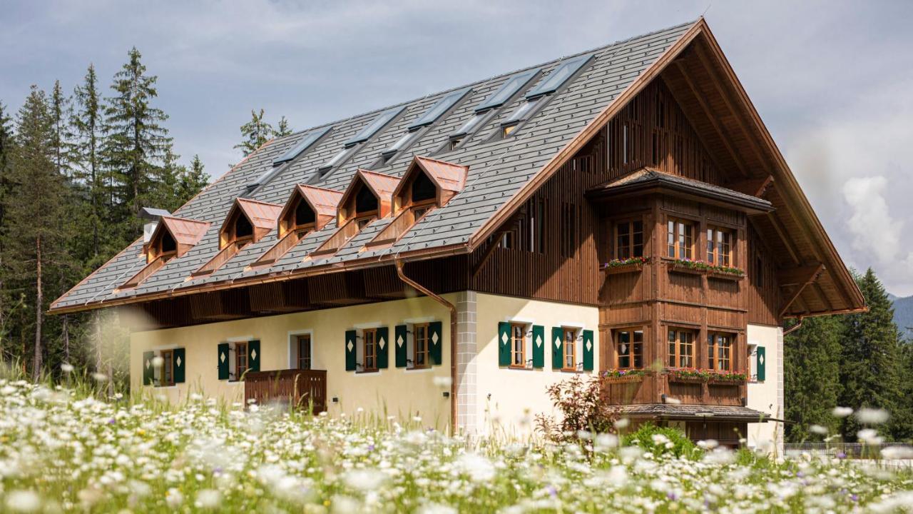 Natura Boutique Chalet Wellness Spa Dobbiaco Esterno foto