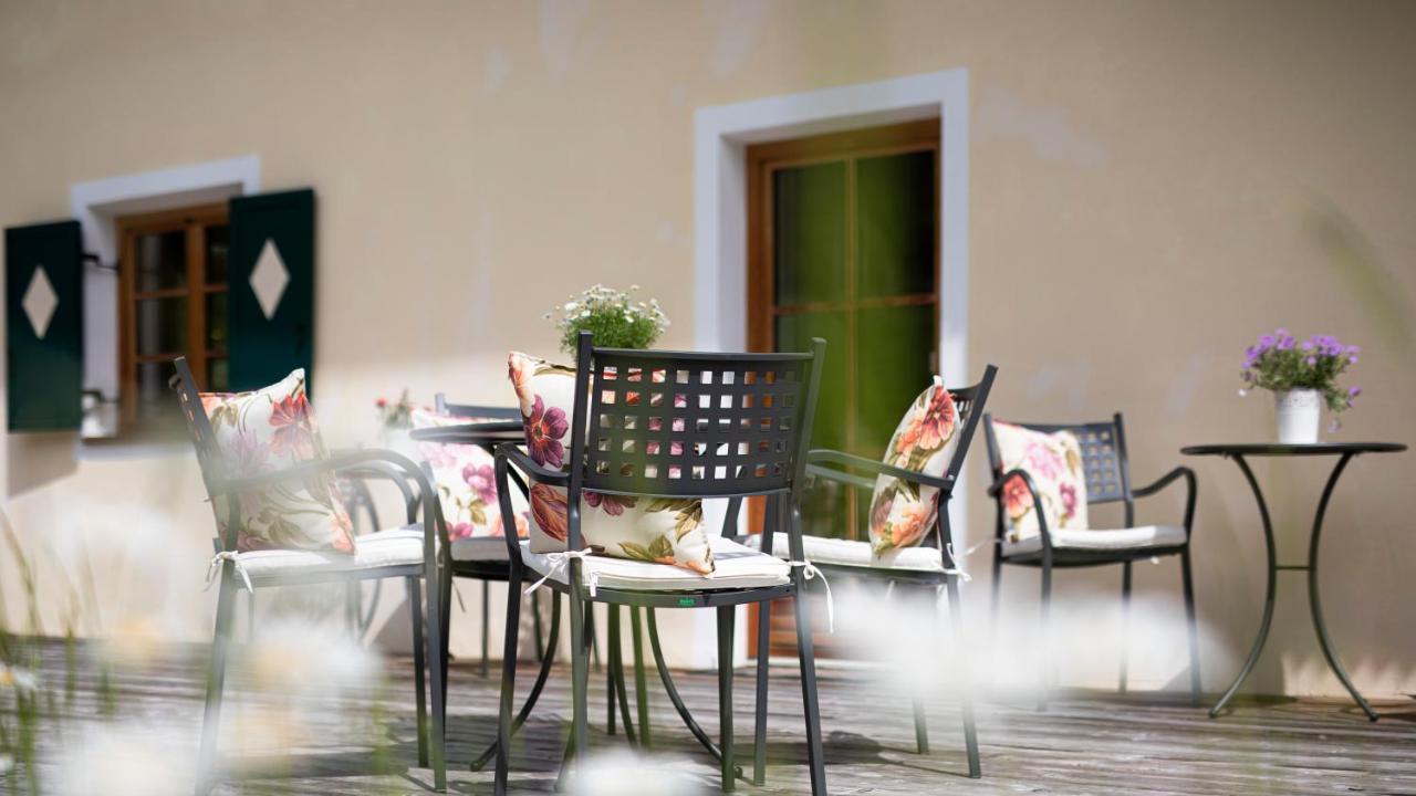 Natura Boutique Chalet Wellness Spa Dobbiaco Esterno foto