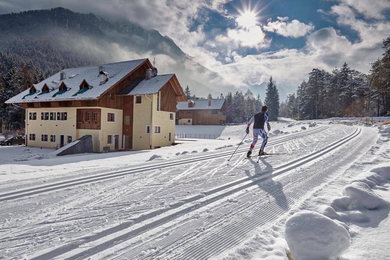 Natura Boutique Chalet Wellness Spa Dobbiaco Esterno foto
