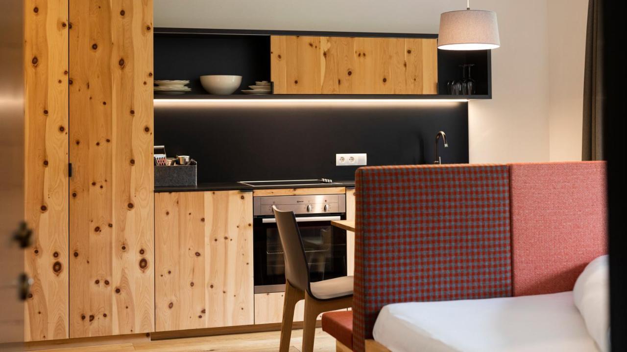 Natura Boutique Chalet Wellness Spa Dobbiaco Esterno foto