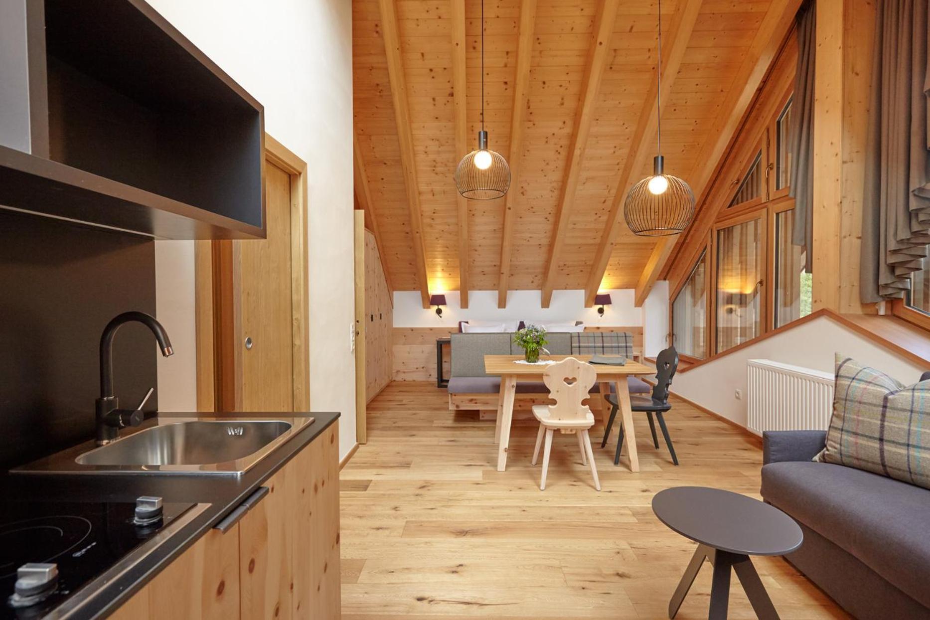 Natura Boutique Chalet Wellness Spa Dobbiaco Esterno foto