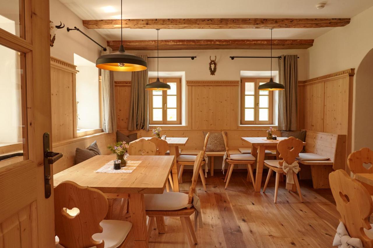 Natura Boutique Chalet Wellness Spa Dobbiaco Esterno foto